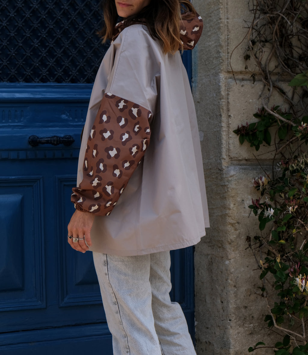 Poncho court Léopard