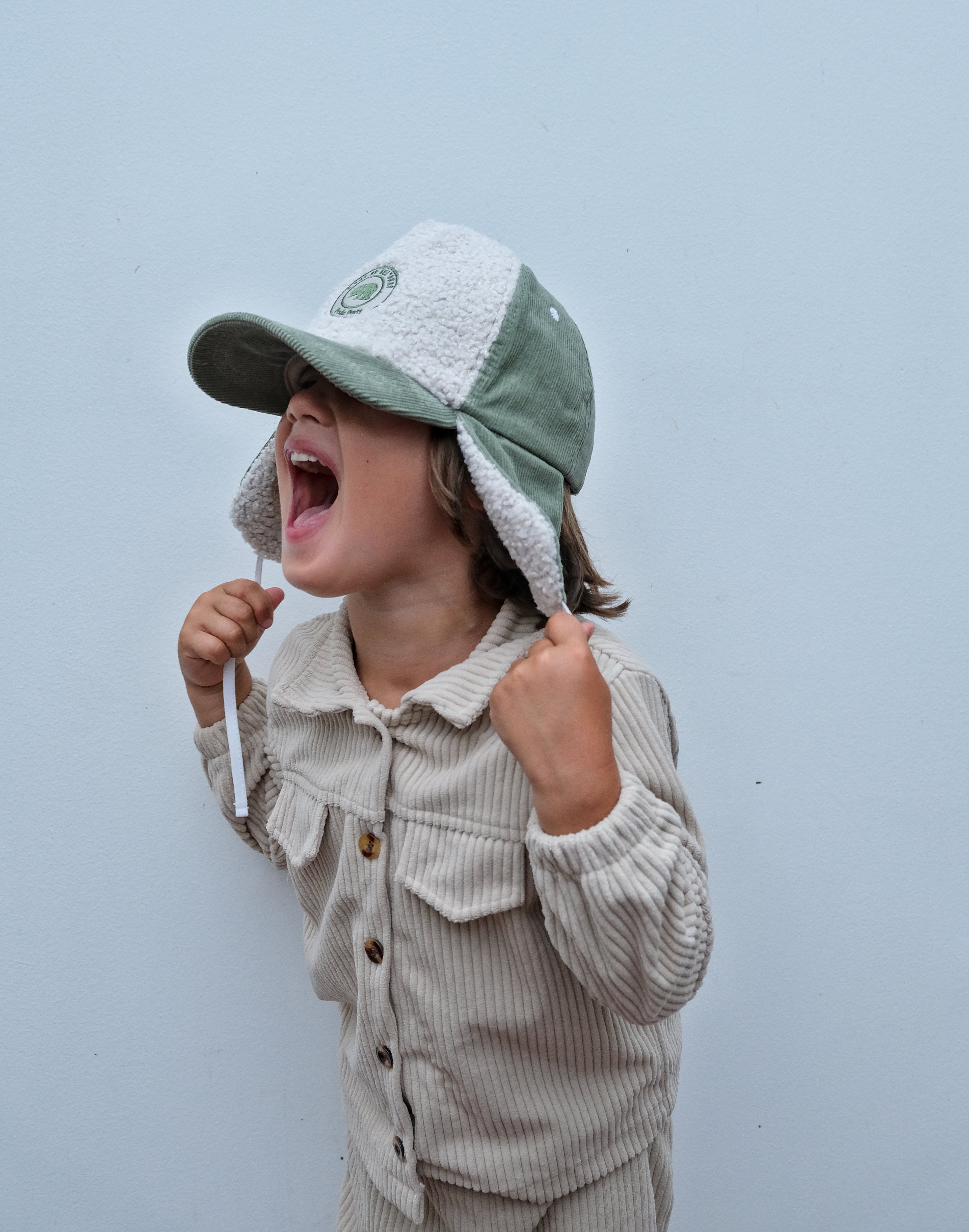 Casquette velours Green Cocooning avec cache-oreilles