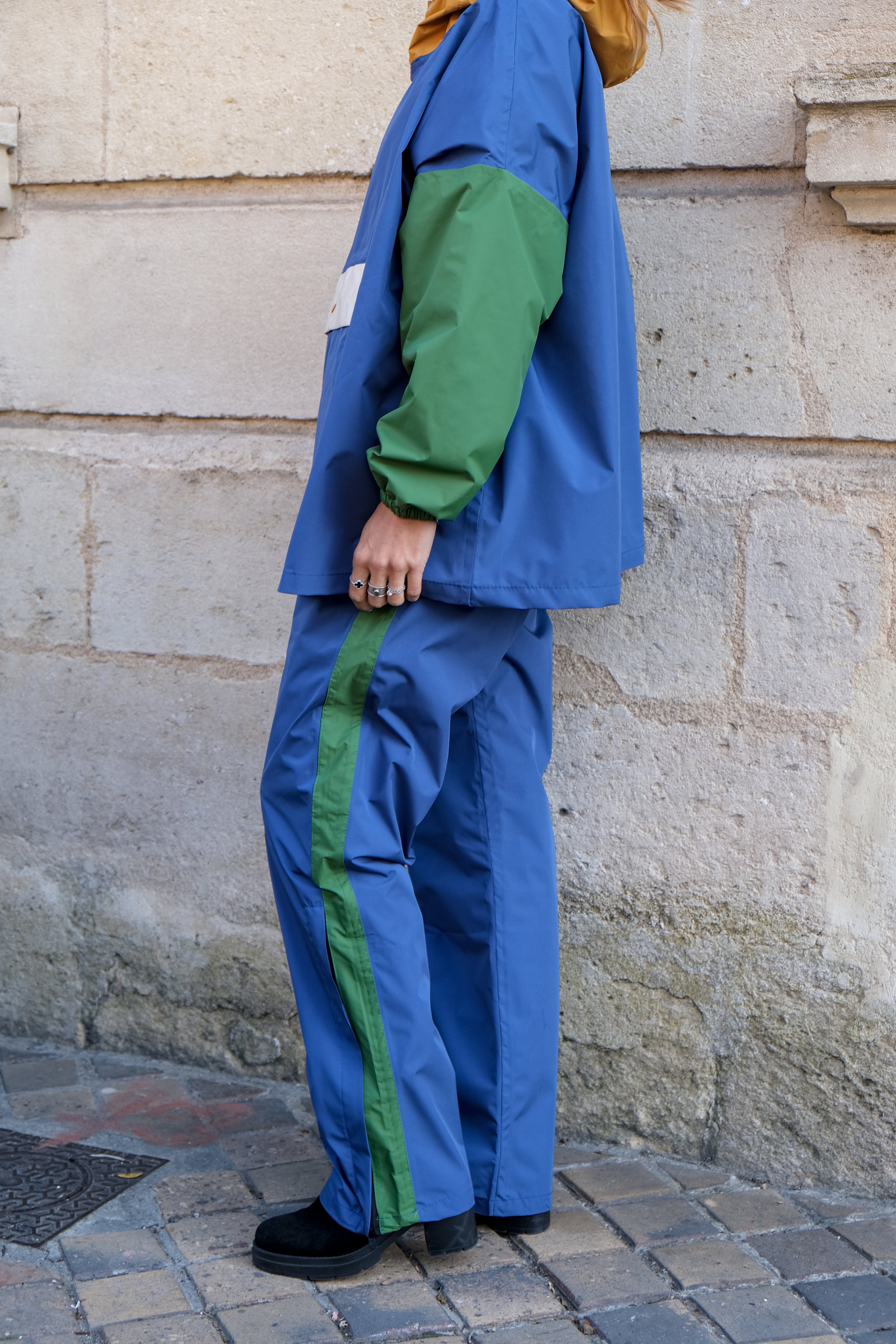 Poncho court Ash Blue