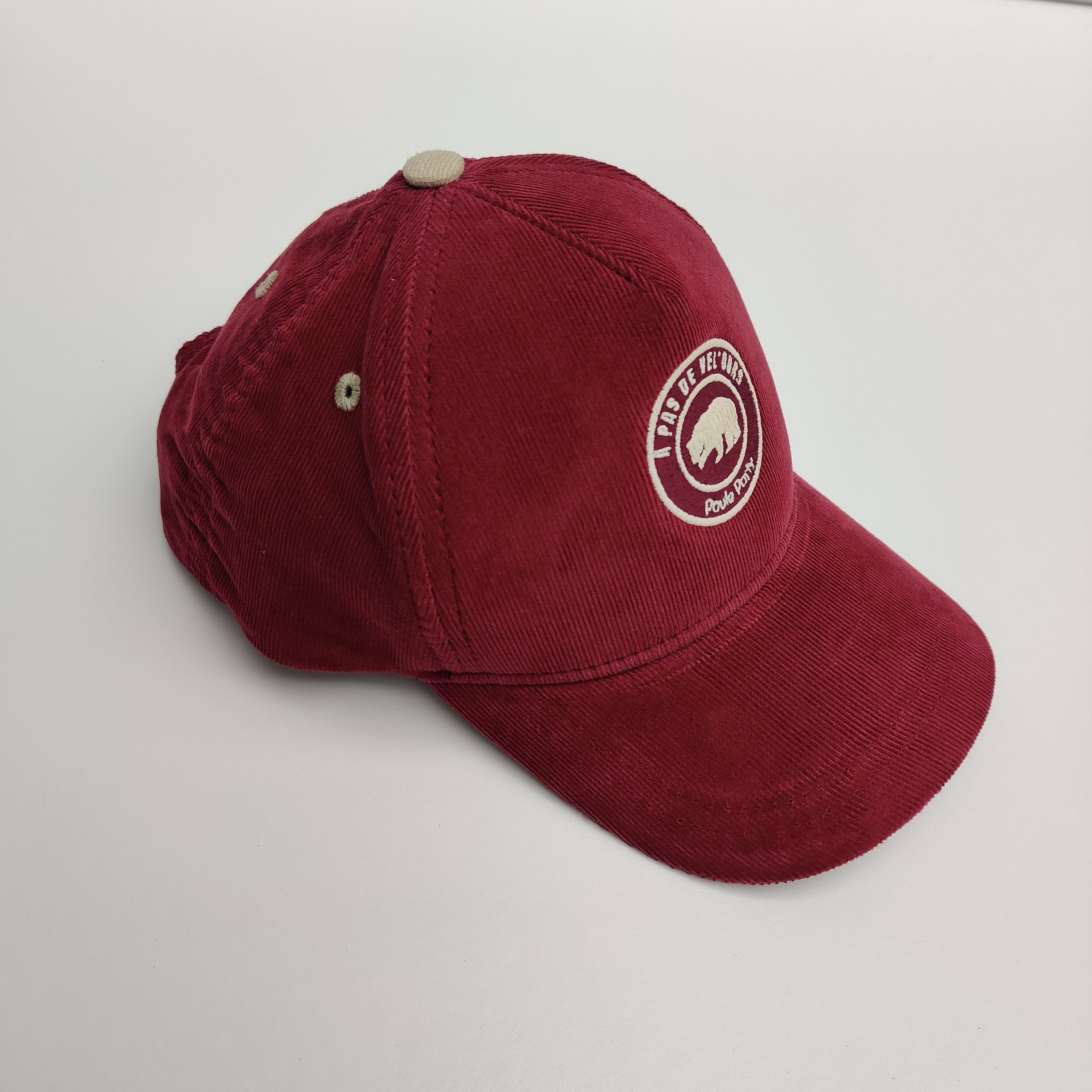 Casquette velours Bordeaux